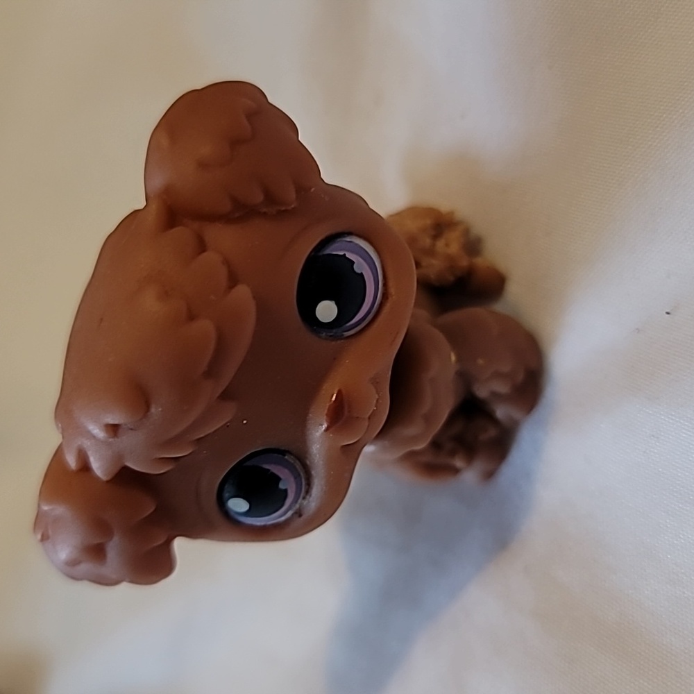 LPS Authentic 2004 LITTLEST PET SHOP #39 Poodle Dog Brown Puppy Purple Dot Eyes